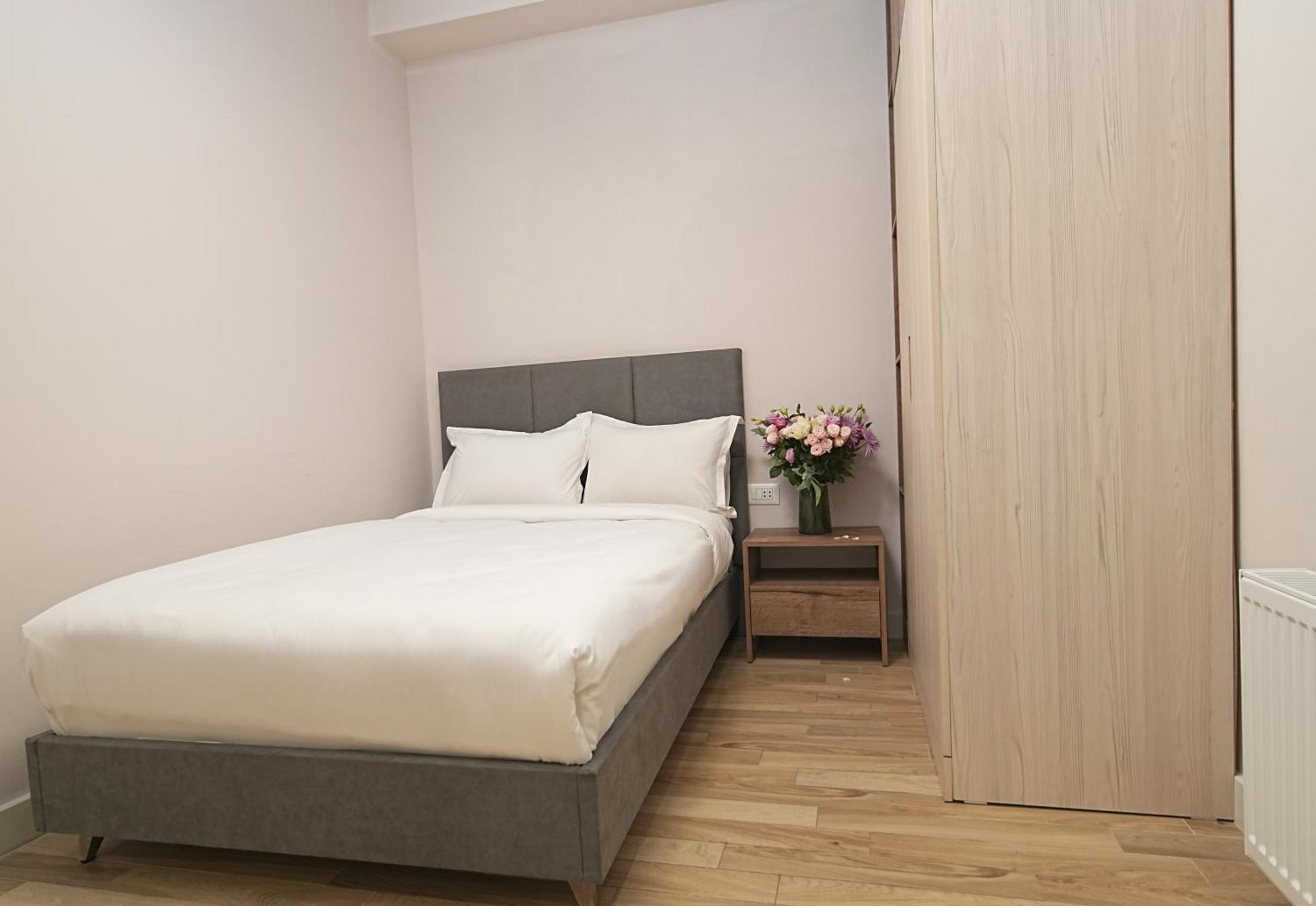 Cozy Apartments In The City Centre By Sweet Home Erevan Exterior foto